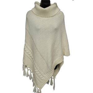 Tint and Shadow Ribbed Knit Shawl Poncho Sweater Cowl Cream Size S/M